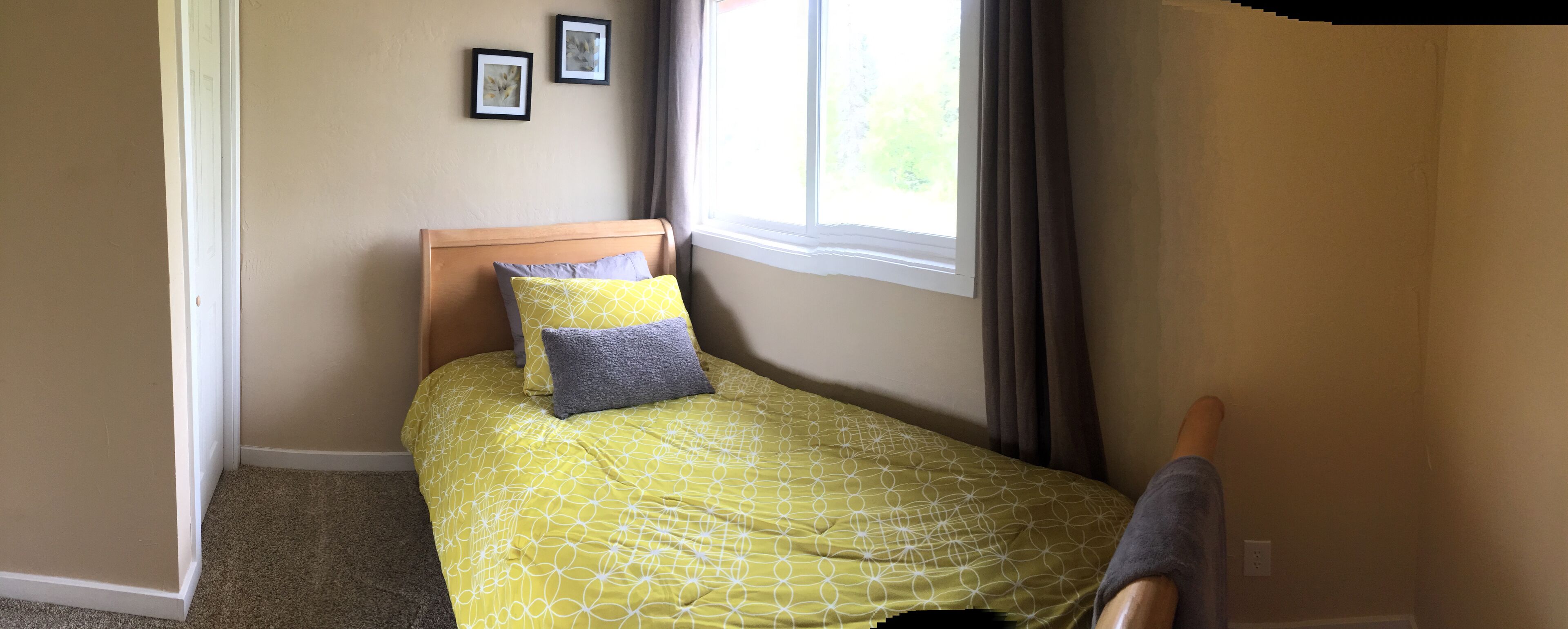 Peaceful and convenient location