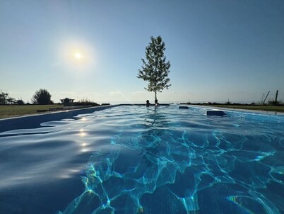 Villa with Private Pool  and over  3000 m2 Wineyards & Garden