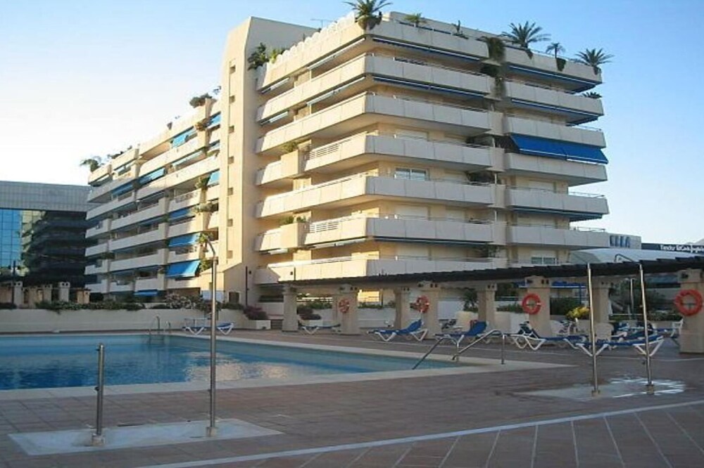 IN THE Heart OF Puerto Banus
