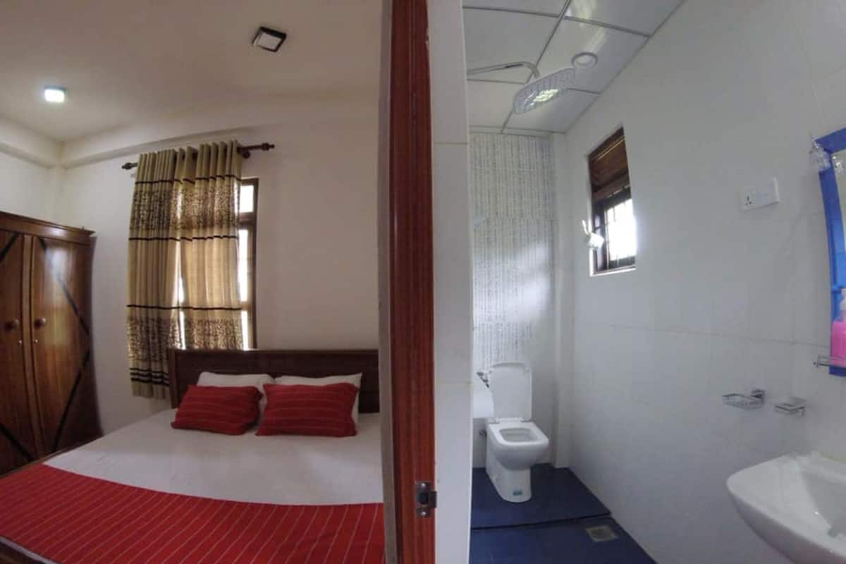 Setrika/meja setrika dan Wi-Fi gratis