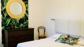 3 habitaciones, tabla de planchar con plancha y wifi gratis