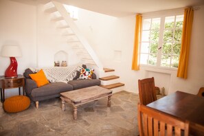 Books - The Jardins de Lacamp (Roquedur)