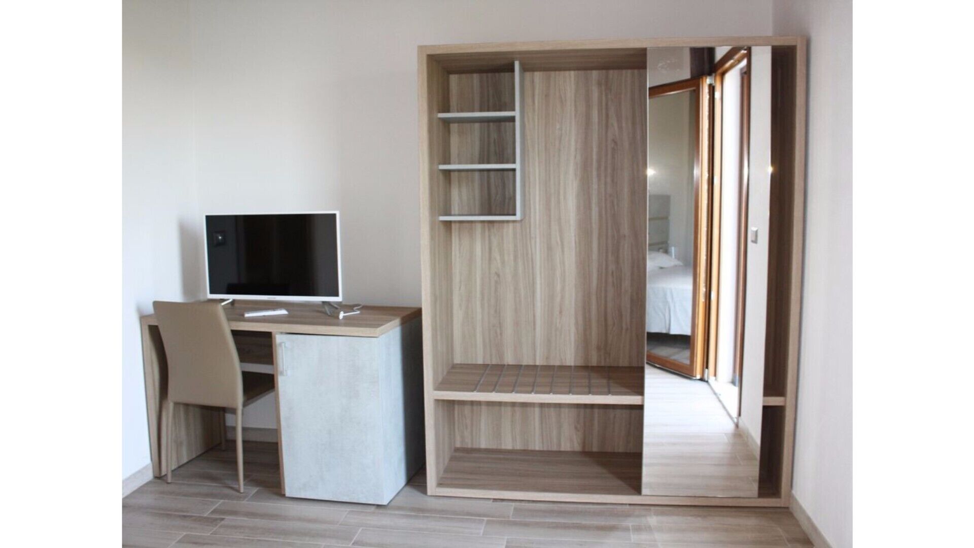 AGRITURISMO AWAY FROM THE TWENTY LEVANTE ROOM