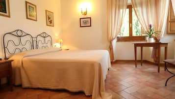 2 camere, ferro/asse da stiro, Wi-Fi gratuito, lenzuola