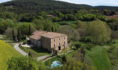 Mas Riera SPECTACULAR MASÍA l ähellä Besalúa 14 hengelle