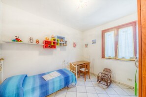 4 chambres, fer et planche à repasser, Wi-Fi, draps fournis
