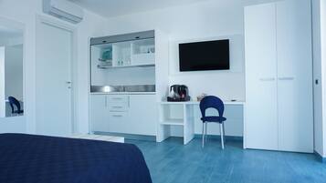 1 chambre, coffres-forts dans les chambres, bureau, Wi-Fi gratuit