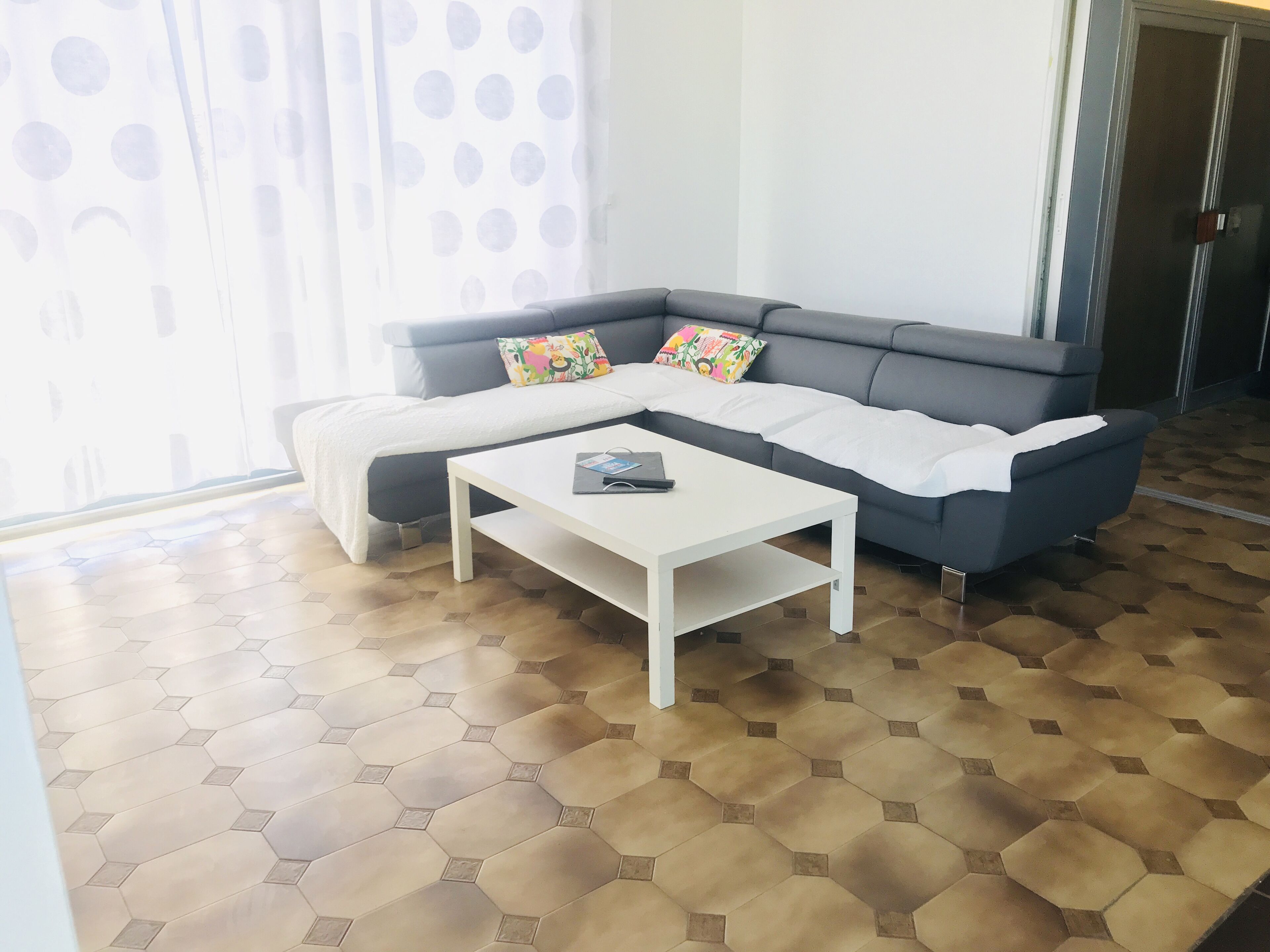 House for 10 people with swimming pool