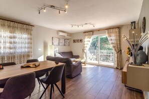 Smart-TV og DVD-spiller