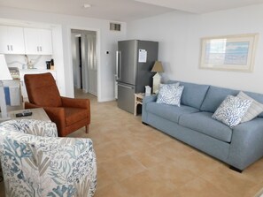 Smart TV - Gulf Coast Paradise ~ Bradenton Beach ~ Anna Maria Island  Unit C (Bradenton Beach)