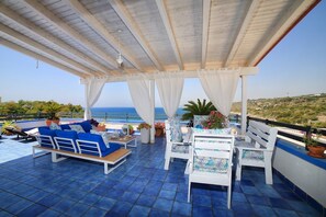 Terrace/patio - BLUE BAY HOUSE (Marina San Gregorio)