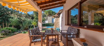 Club Villamar - Charming villa, very spacious and with a precious exterior area with garden, lawn...