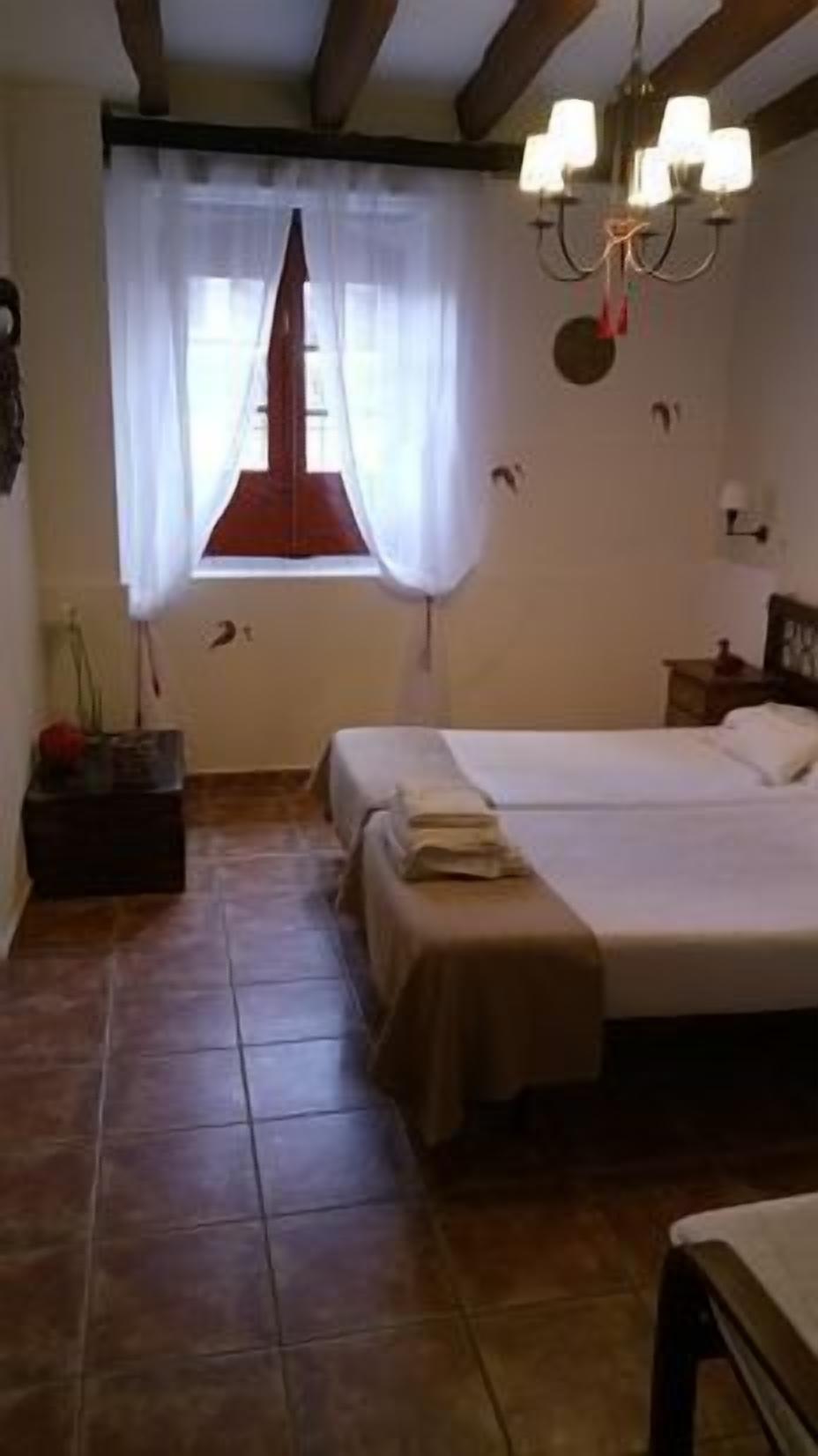 Self catering cottage Laguna Herrera for 14 people