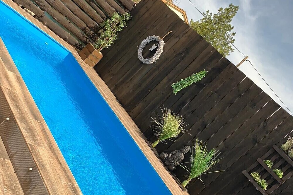 Self catering cottage Laguna Herrera for 14 people