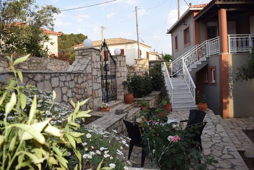 Beautiful house in a quiet area of Zakynthos 120 square meters ΑΜΑ 00000306425