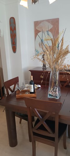 Beau duplex, idéal pour les familles, proche de la mer