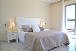 2 bedrooms, iron/ironing board, WiFi, bed sheets - RDR110 - Apt. Dama de Noche 6 (Marbella)