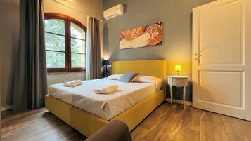 6 chambres, chambres insonorisées, Wi-Fi, draps fournis