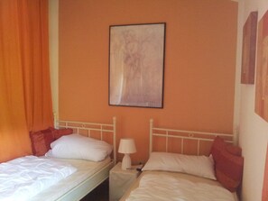 2 camere, ferro/asse da stiro, Wi-Fi, lenzuola