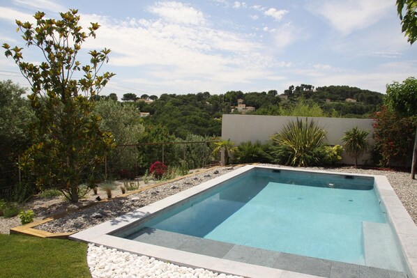 Piscine extérieure, piscine chauffée