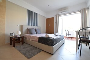 1 Schlafzimmer, Bügeleisen/Bügelbrett, WLAN, Bettwäsche