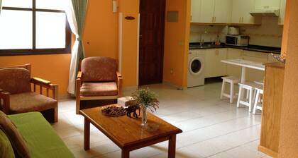 Appartement El Puente, moderne, central, lumineux situé dans la zone commerciale