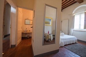 1 quarto