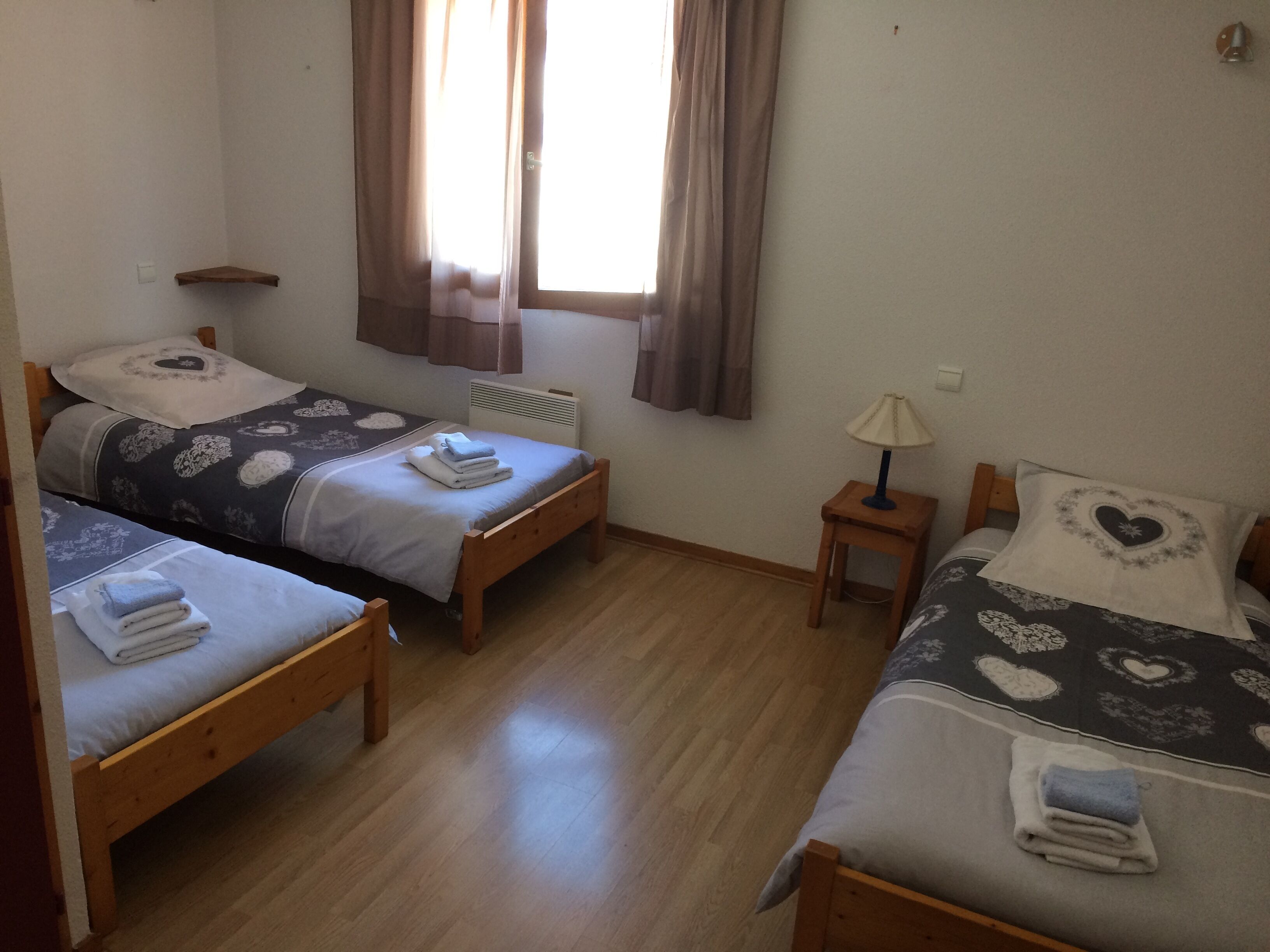 CHALET DE LA YODINE - GITE 27 PEOPLE IN SAVOIE - TARENTAISE VANOISE Bedroom 6