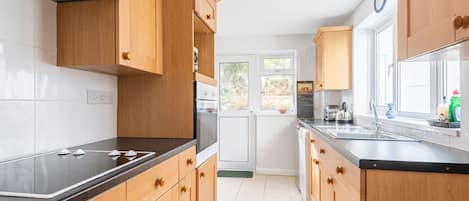 Fridge, microwave, dishwasher