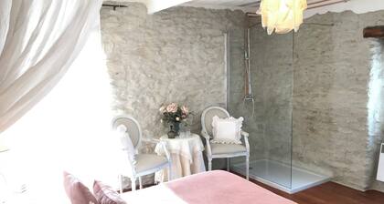 "La Terrasse" Gîte dans maison de caractère XVIIIème Jardin, piscine