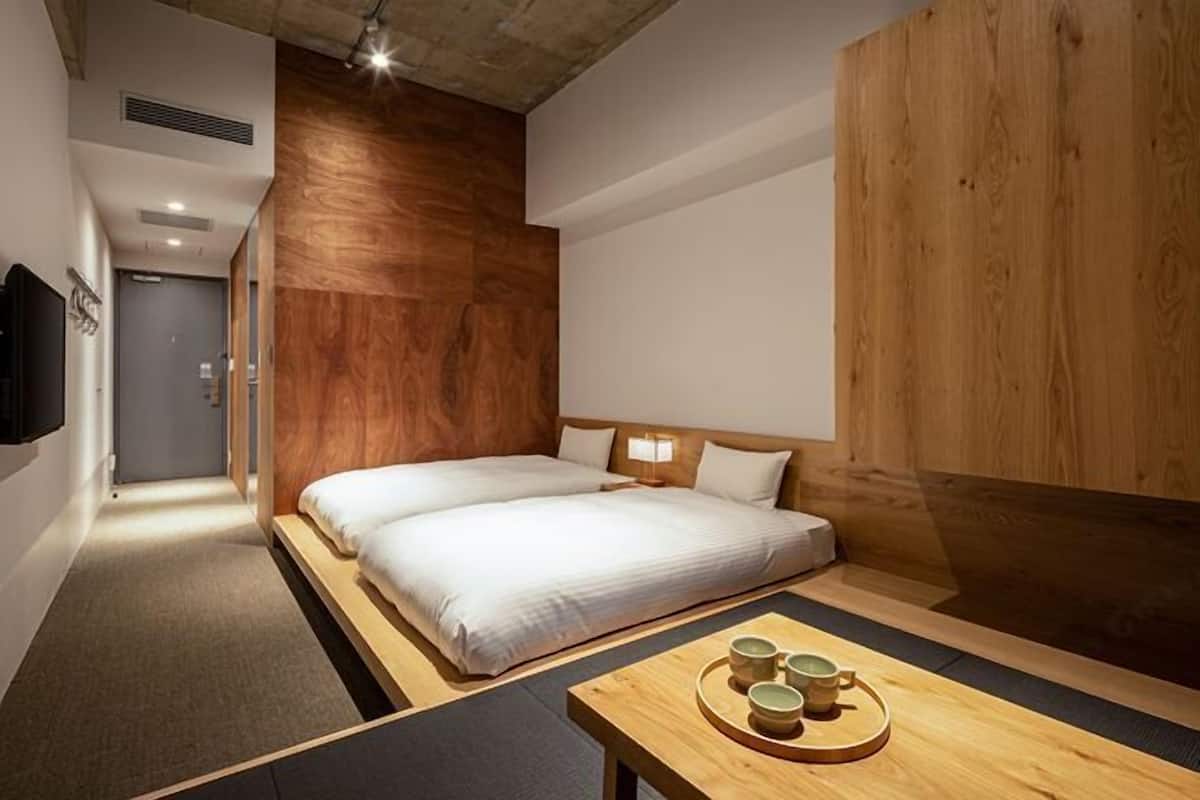 Edredón, wifi gratis y ropa de cama