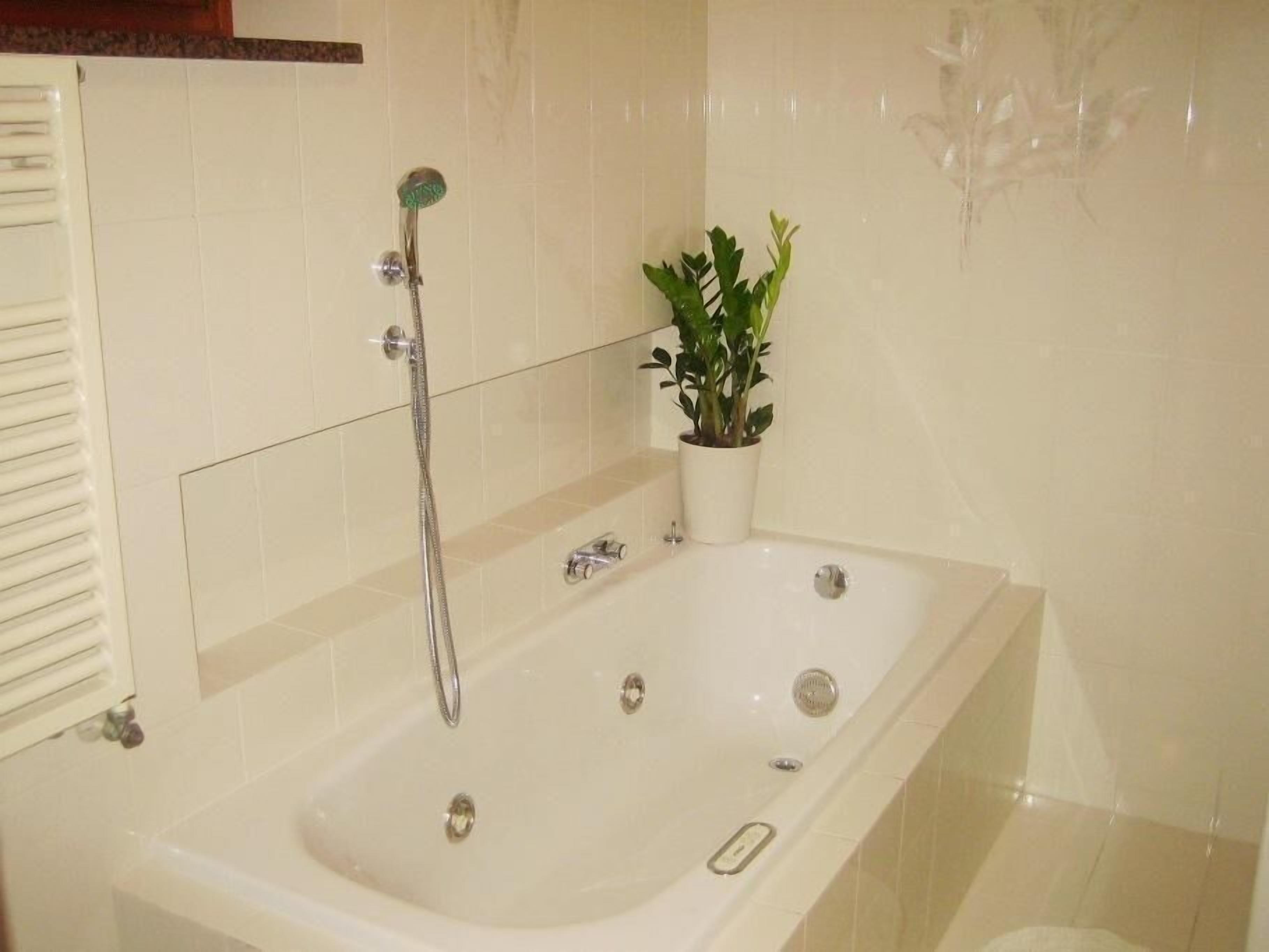 Holiday apartment Castelletto di Brenzone for 1 - 7 persons with 2 bedrooms - Holiday apartment