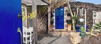 Small, stylishly furnished finca with two private secluded gardens