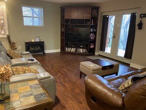 Smart TV, fireplace, DVD player, video library