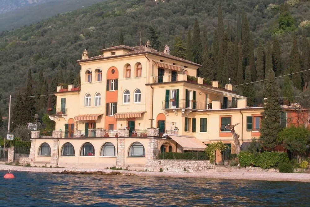 Holiday apartment Castelletto di Brenzone for 1 - 7 persons with 2 bedrooms - Holiday apartment