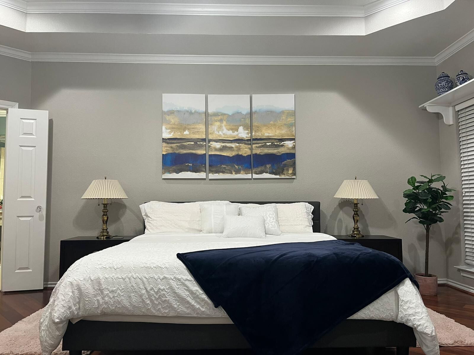 Peaceful & Beautiful Lake Front 3 BR/3 BA Hideaway on Eagle Mountain Lake