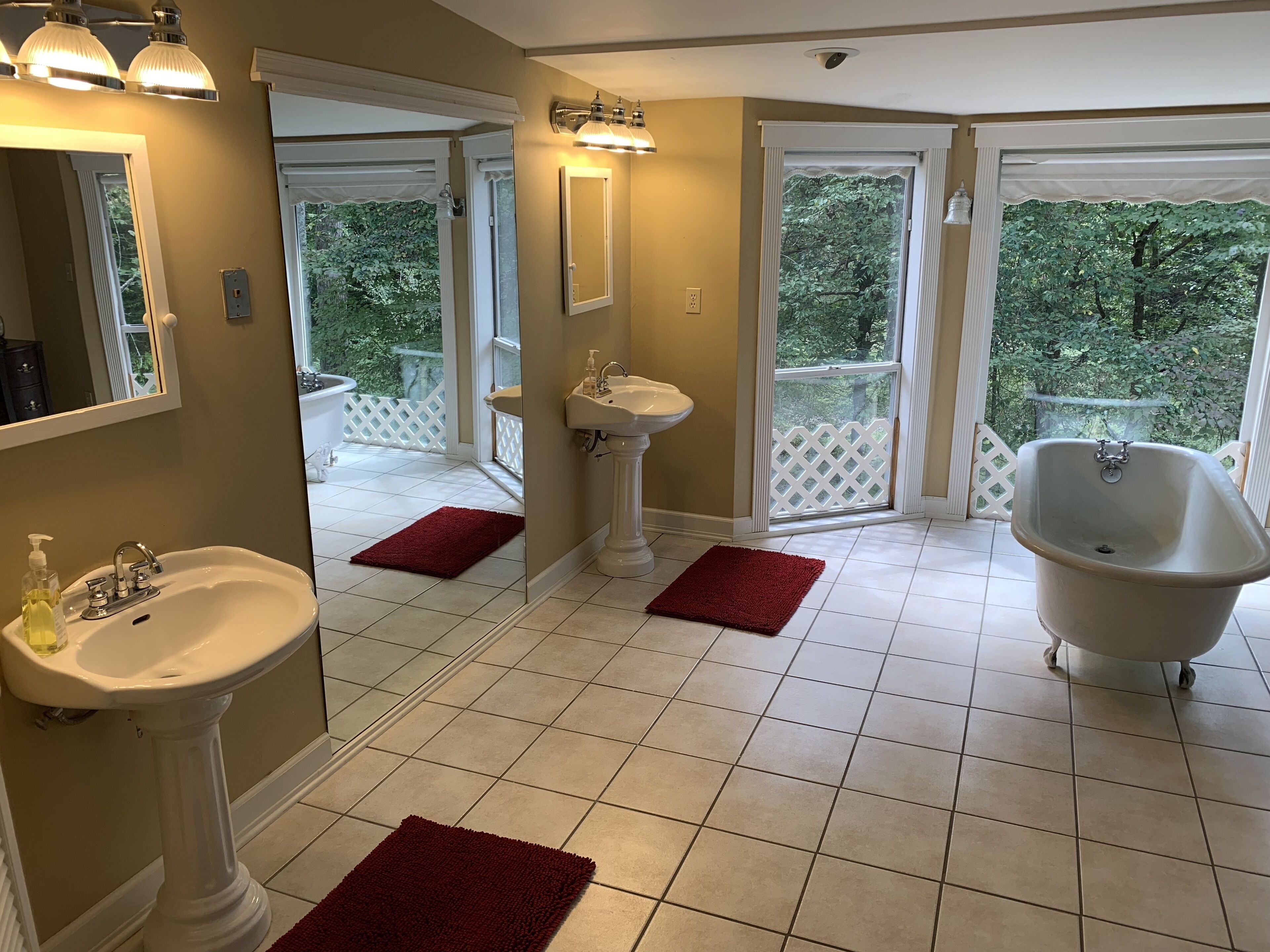 WE HAVE WIFI BACK!!!