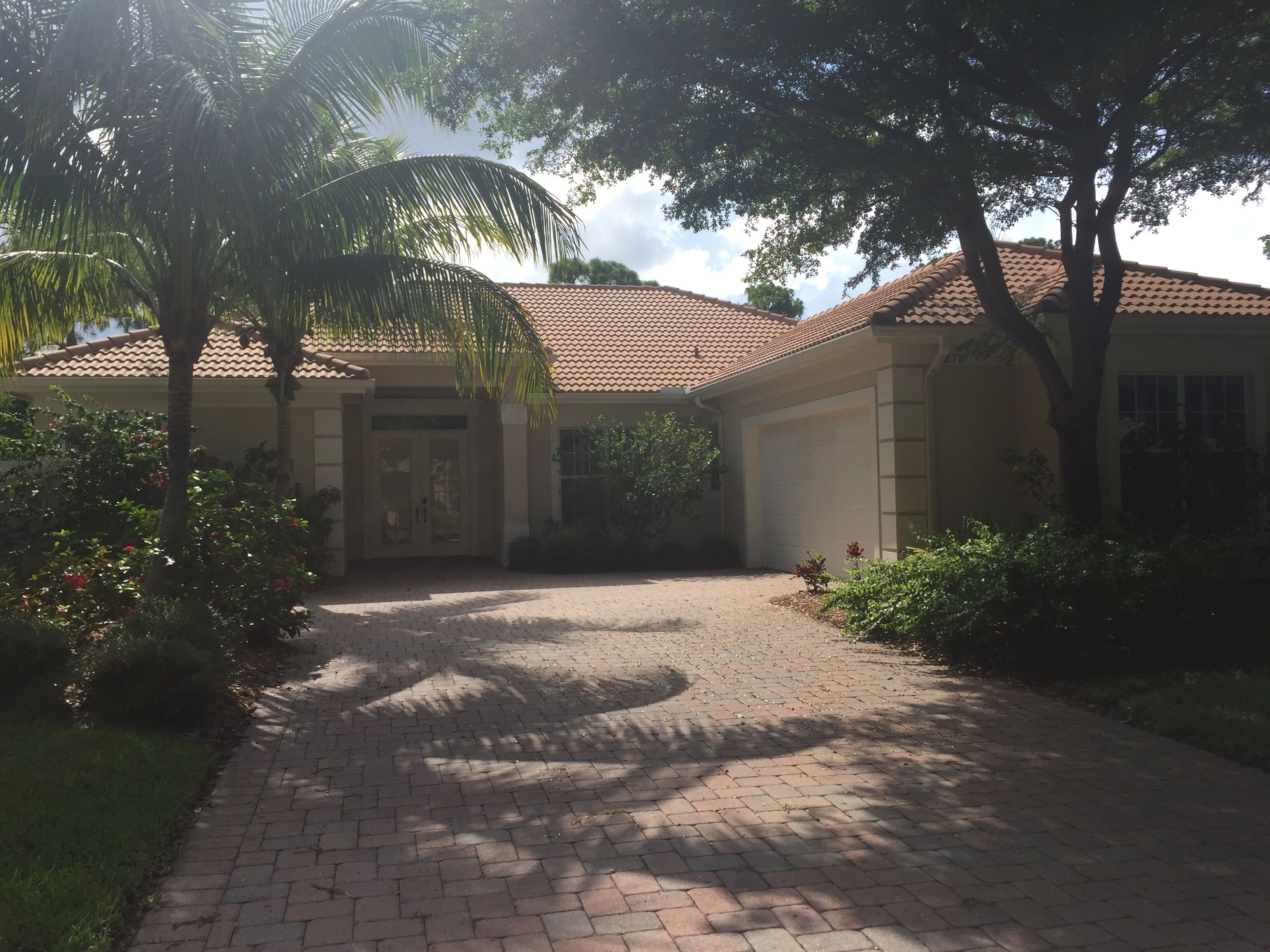 Lovely 4bed with private pool,quiet gated community on Florida's Treasure Coast