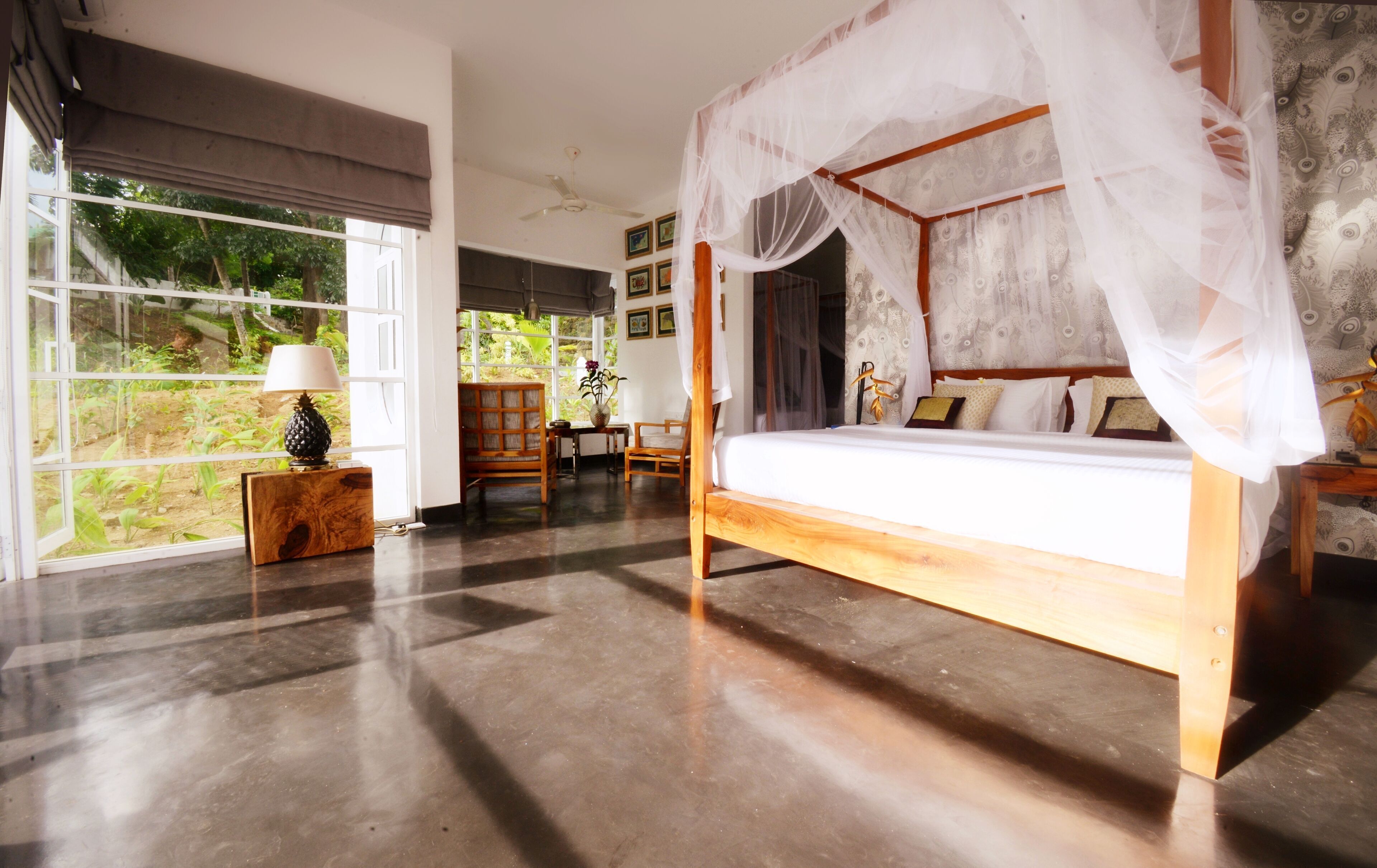 Egyptian cotton sheets, premium bedding, down duvets, in-room safe
