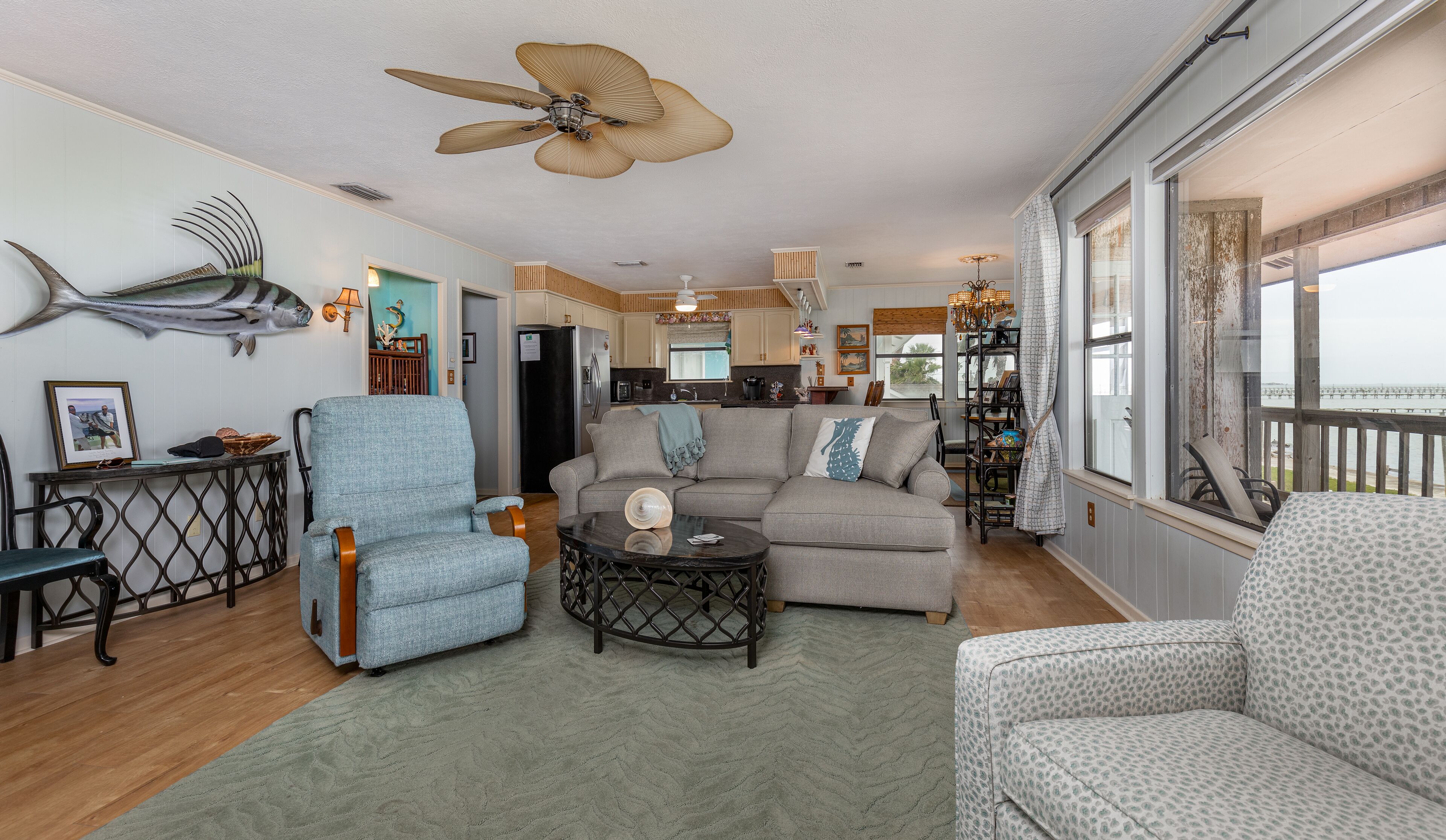 Relax & Reconnect...  Endless Water Views & Private Pool 