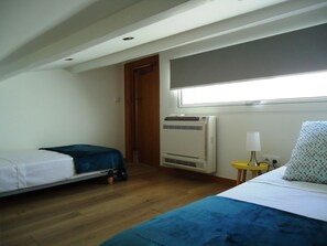 2 habitaciones, tabla de planchar con plancha, wifi y ropa de cama 