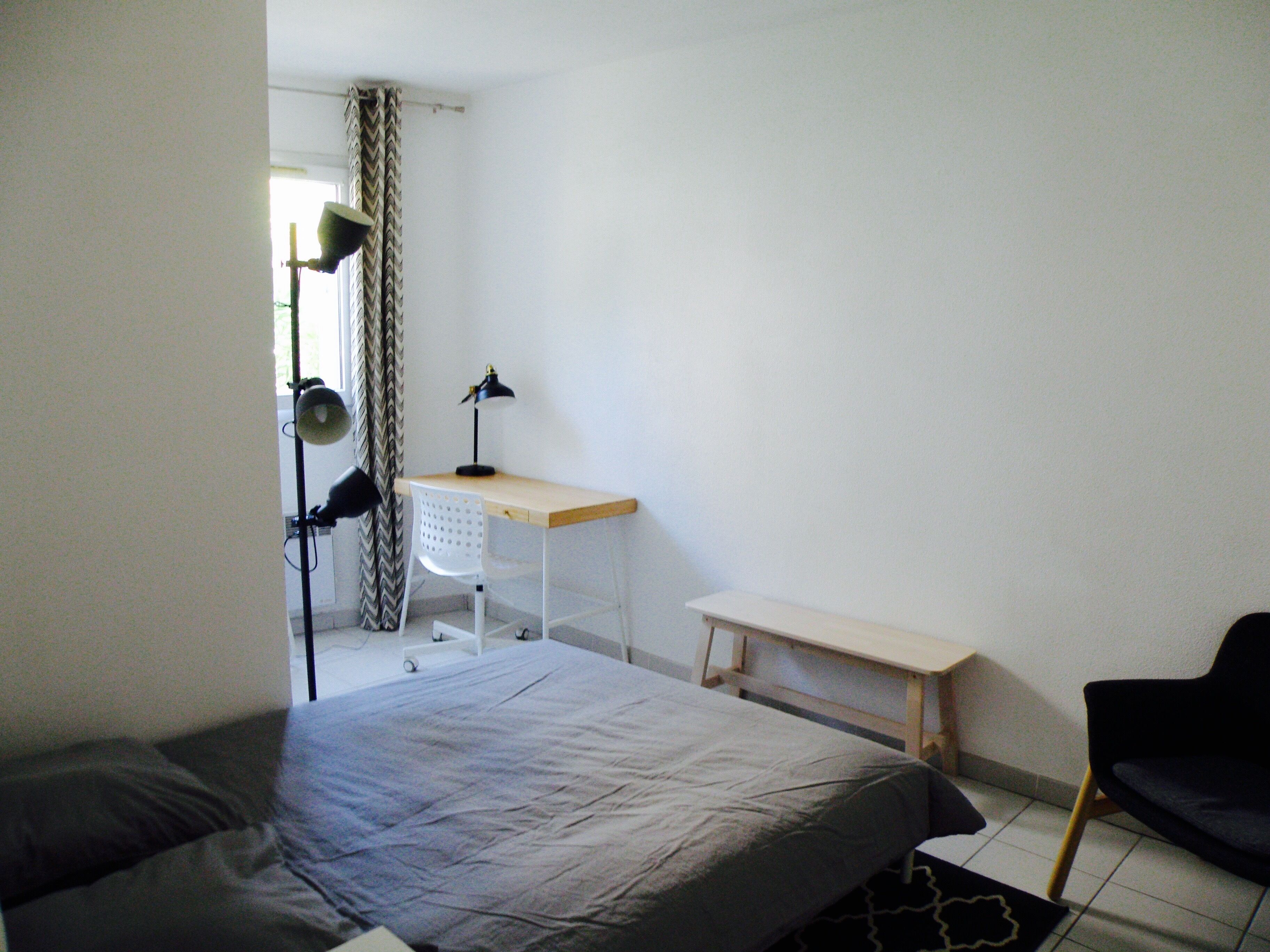 The impressionist - MONTPELLIER T2 with box in under ground secure