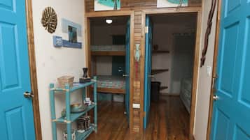 2 quartos, cofres nos quartos, Wi-Fi de cortesia, roupa de cama