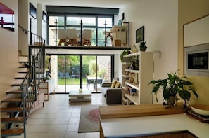Smart TV, DVD player, books, computer monitors