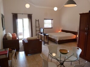 1 Schlafzimmer, Bügeleisen/Bügelbrett, Internetzugang, Bettwäsche