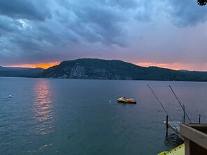 Beach - Lake George  Water Front Cabin Spectacular Views  (Ticonderoga)