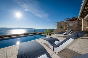Pool - Holiday Home in Murvica with Seaview, Terrace, Air condition, WIFI (3756-1) (Murvica)