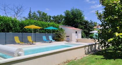 Gite au calme de la campagne et situé à 20 mn des plages(St Georges de Didonne)