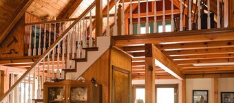 The Lakehouse/Cabin is a Hidden Gem