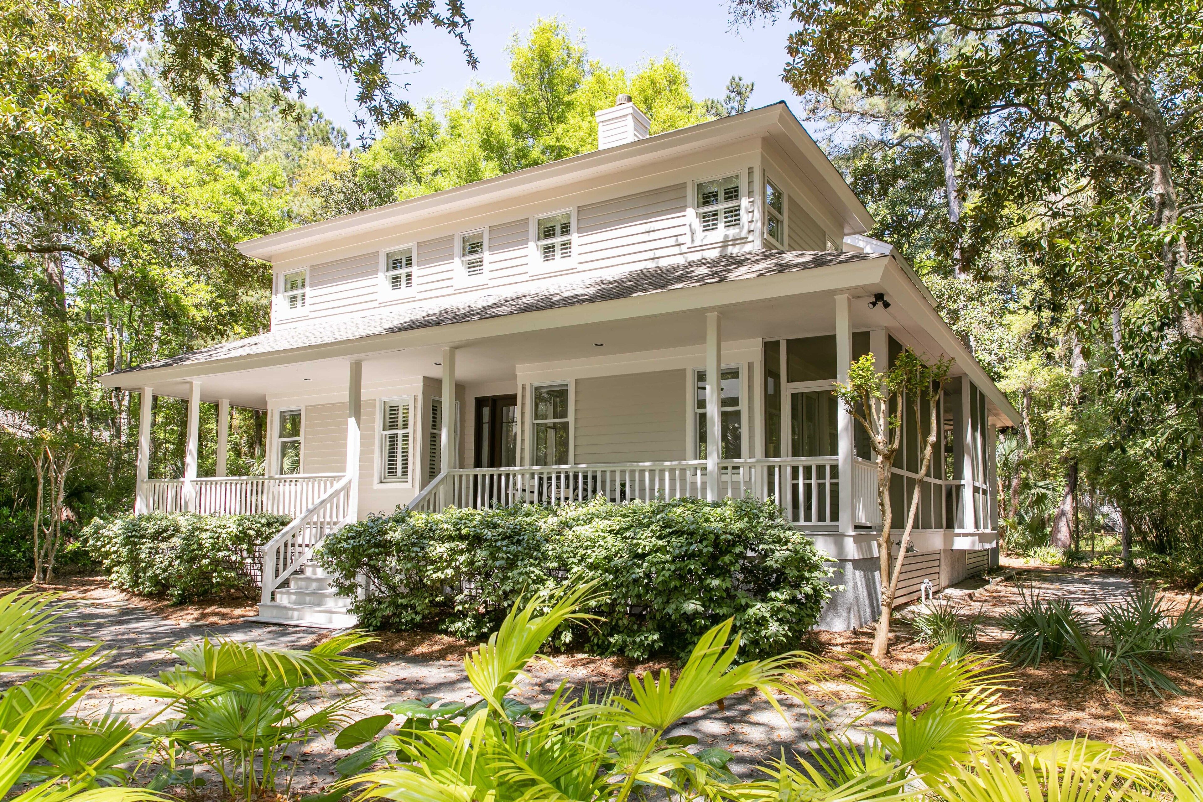 Private 3 Bedroom Home great for entertaining! *Resort Amenities*